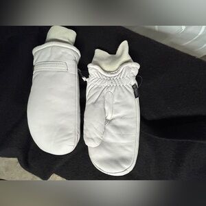 Gordini Light Gray sheepskin ski Mittens with Knit Cuffs